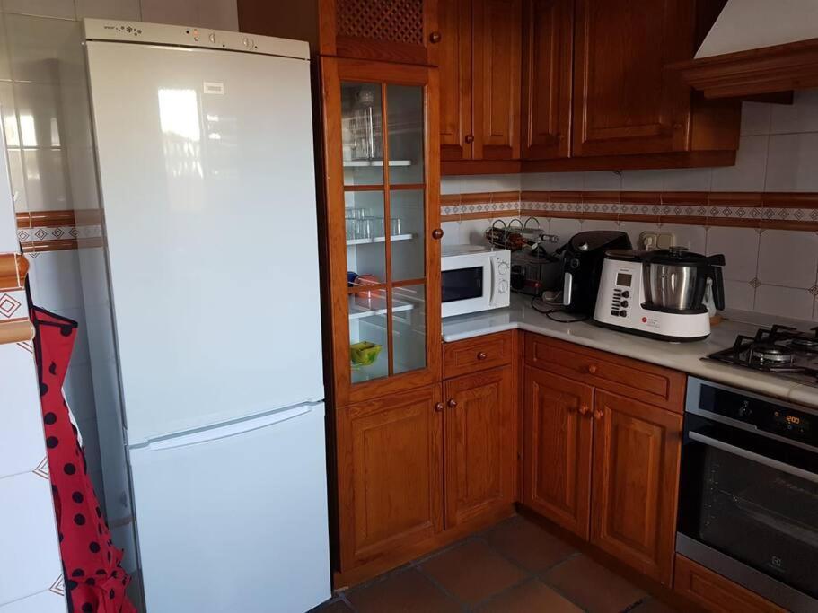 Chalet Adosado En La Playa De El Perellonet Con Piscina, Pista Tenis Valencia Exteriör bild