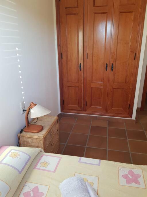 Chalet Adosado En La Playa De El Perellonet Con Piscina, Pista Tenis Valencia Exteriör bild